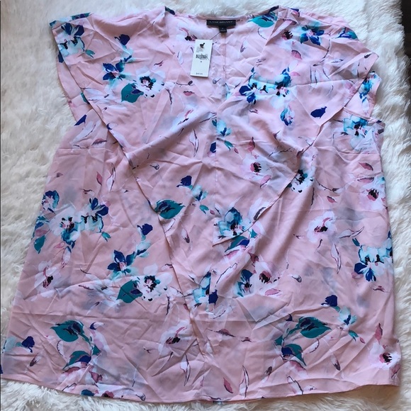 Lane Bryant Tops - Lane Bryant NWT 2019 ruffle pink floral top 🌸